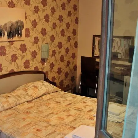 Къща За Гости Иглика Maison d'hôtes *
